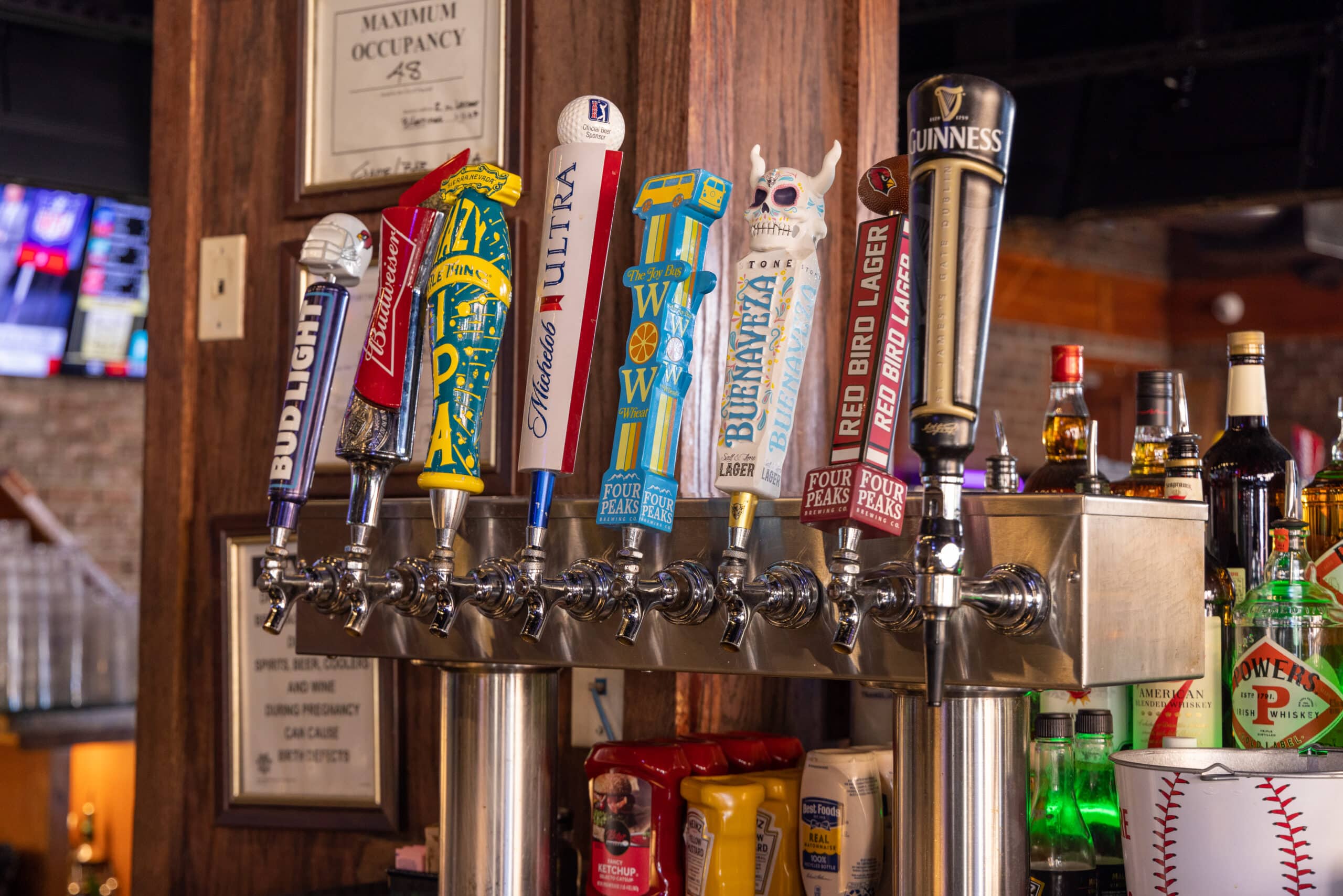 Collins Irish Pub - Interior