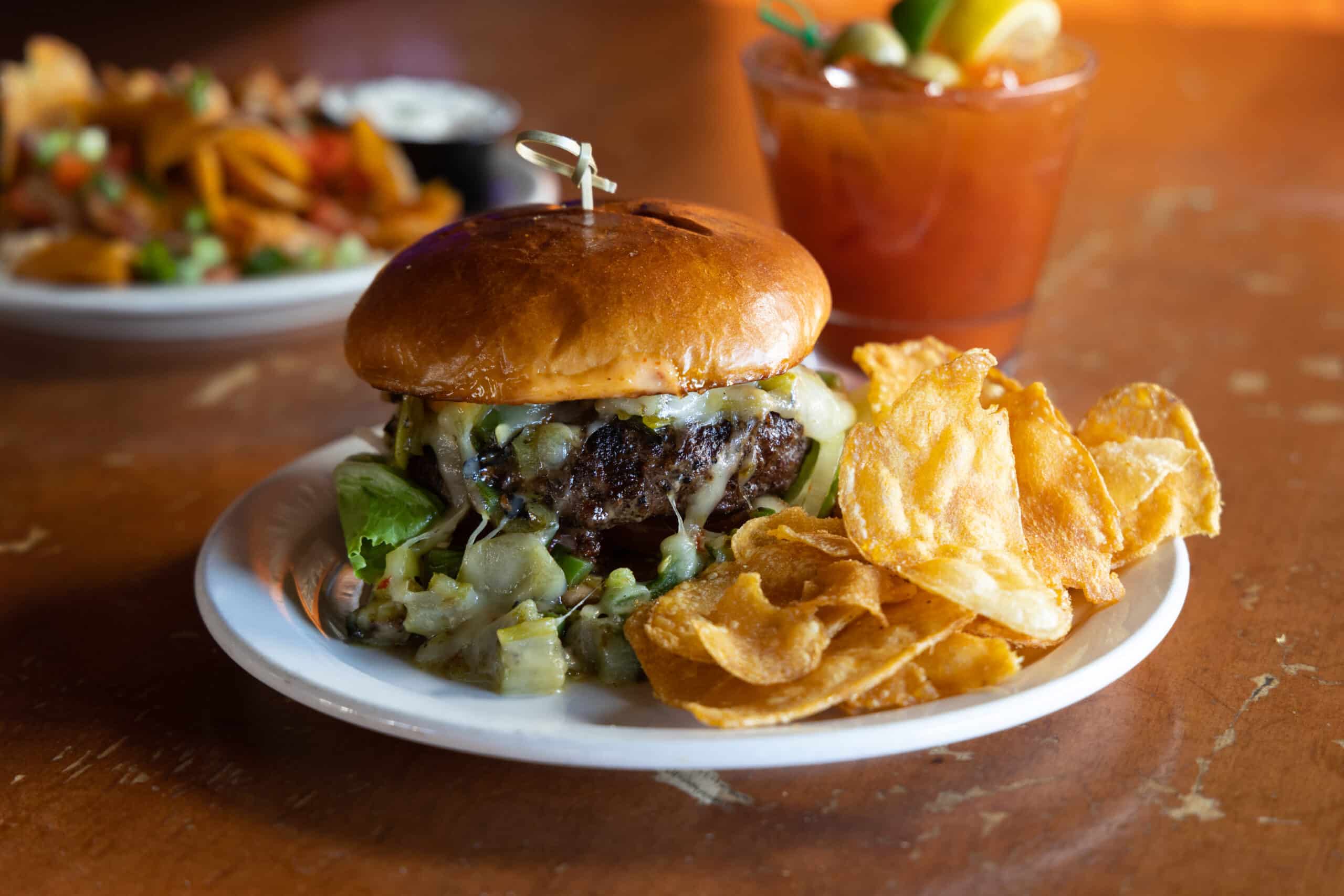 Collins Irish Pub - Burger